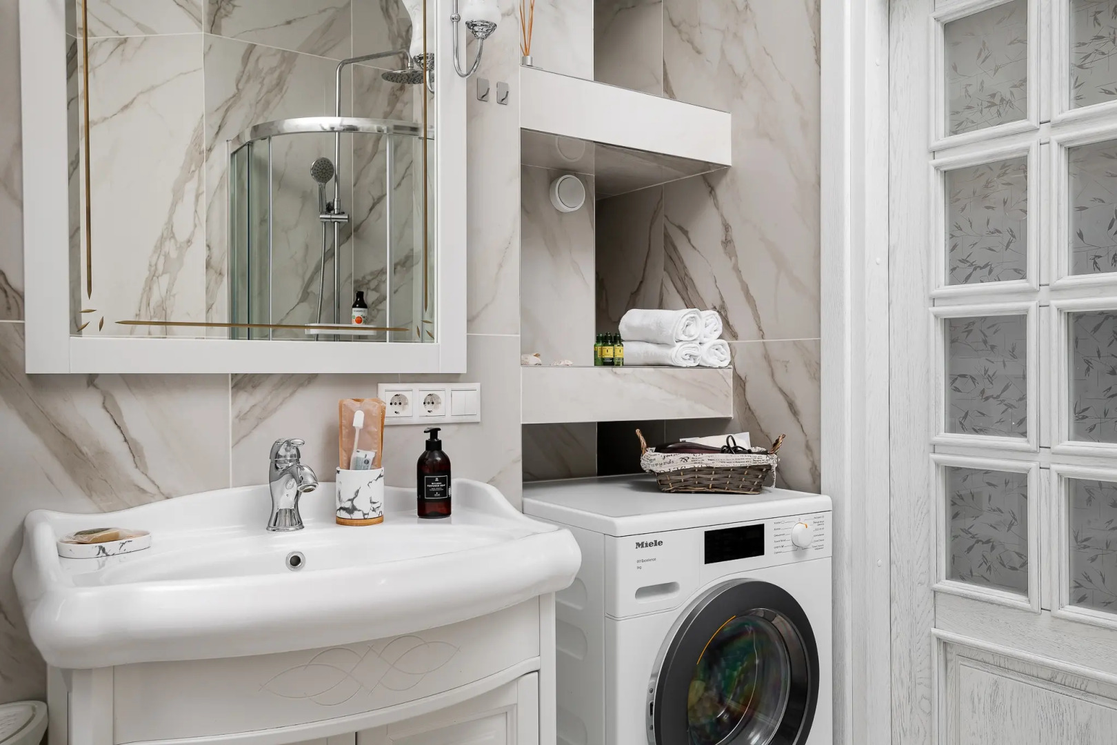 Апартаменты с Двумя Спальнями на Кутузовском