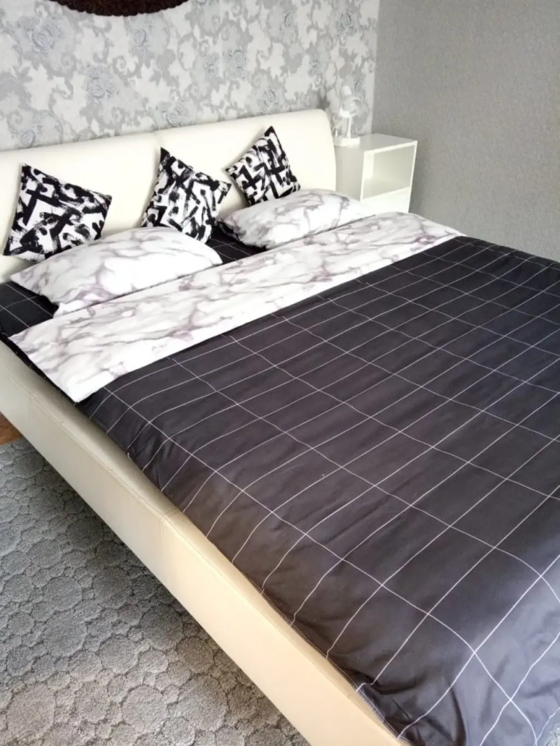 Апартаменты на Немировича-Данченко 163