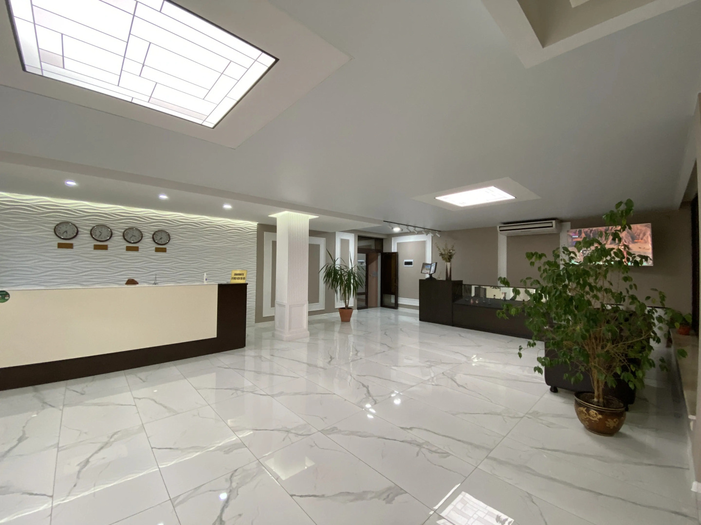 Отель Gold Mais