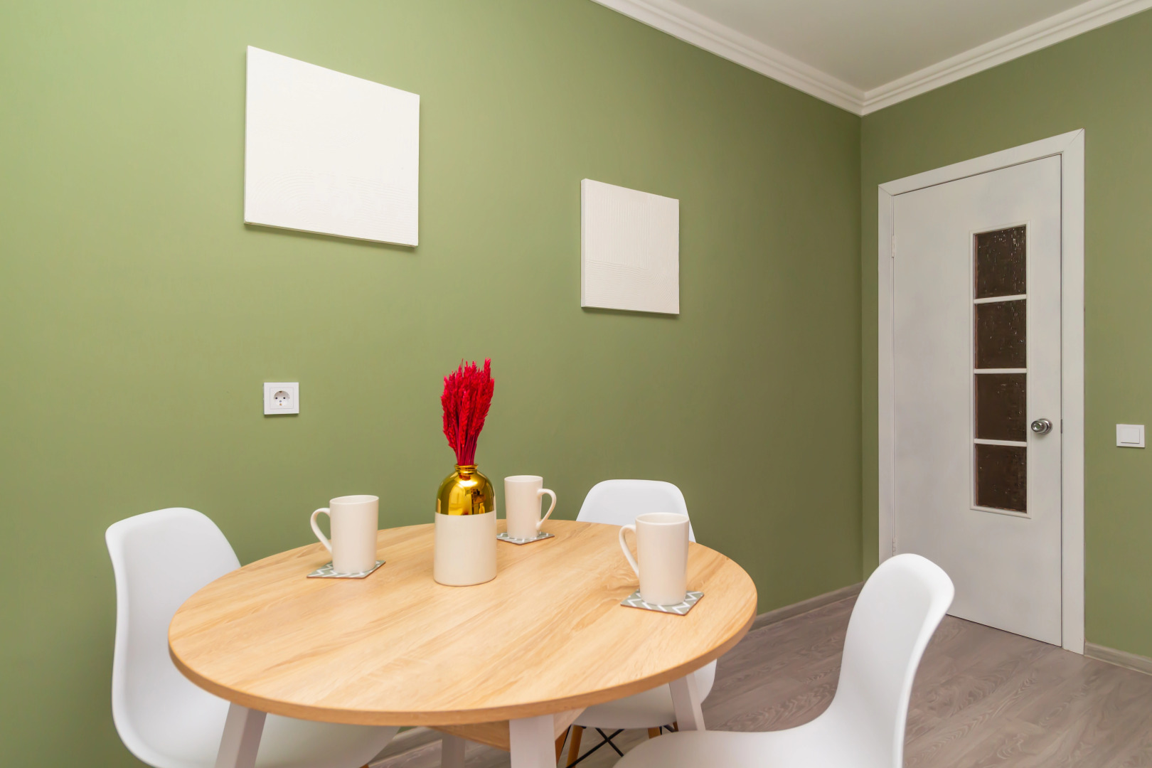 Апартаменты на Академика Сахарова 14