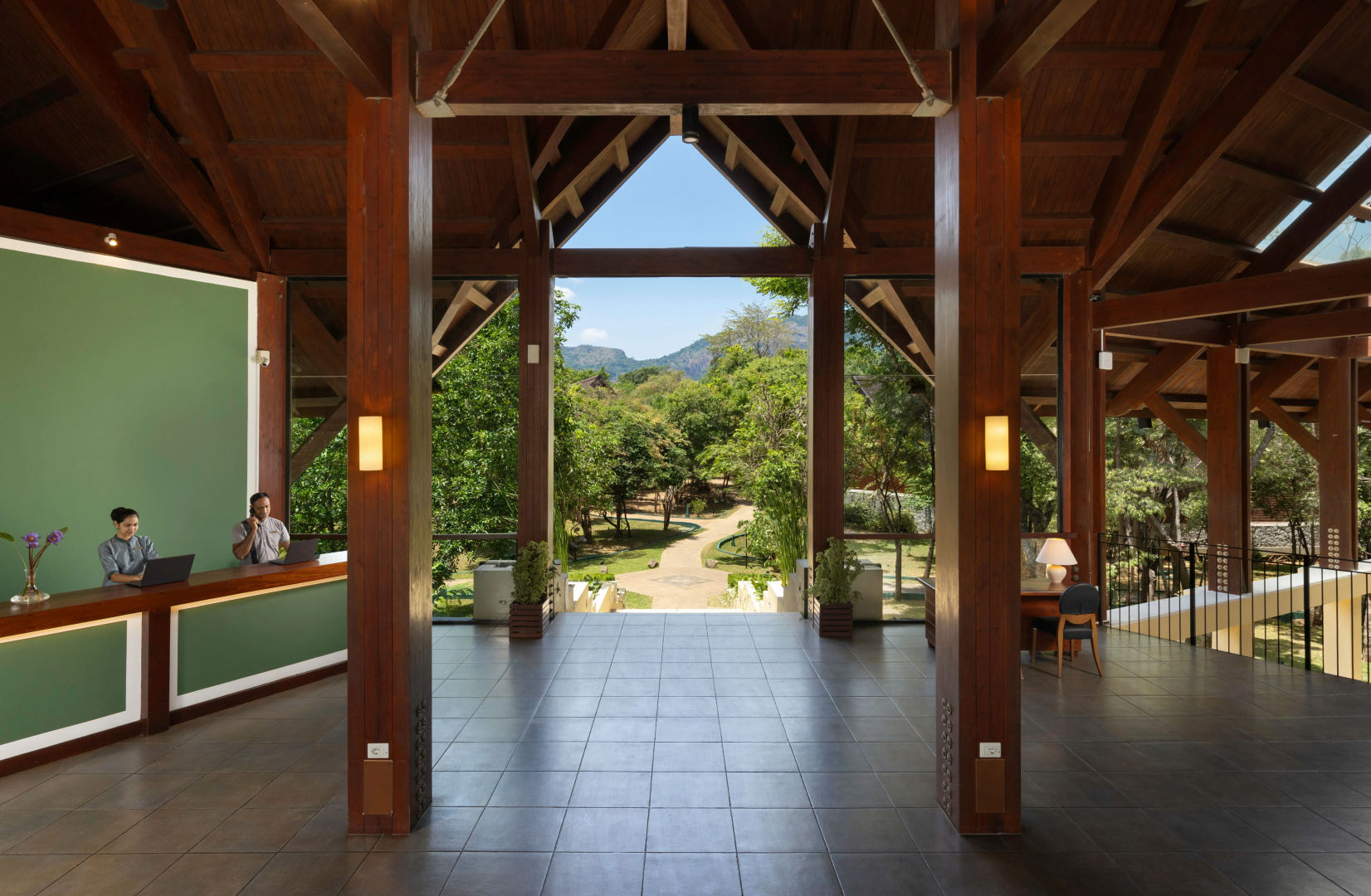 Отель Occidental Paradise Dambulla