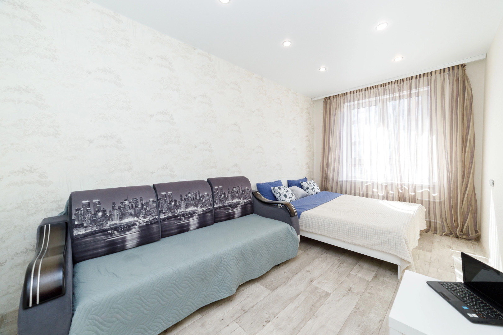 Апартаменты Двухкомнатные в ЖК Аквамарин (612)