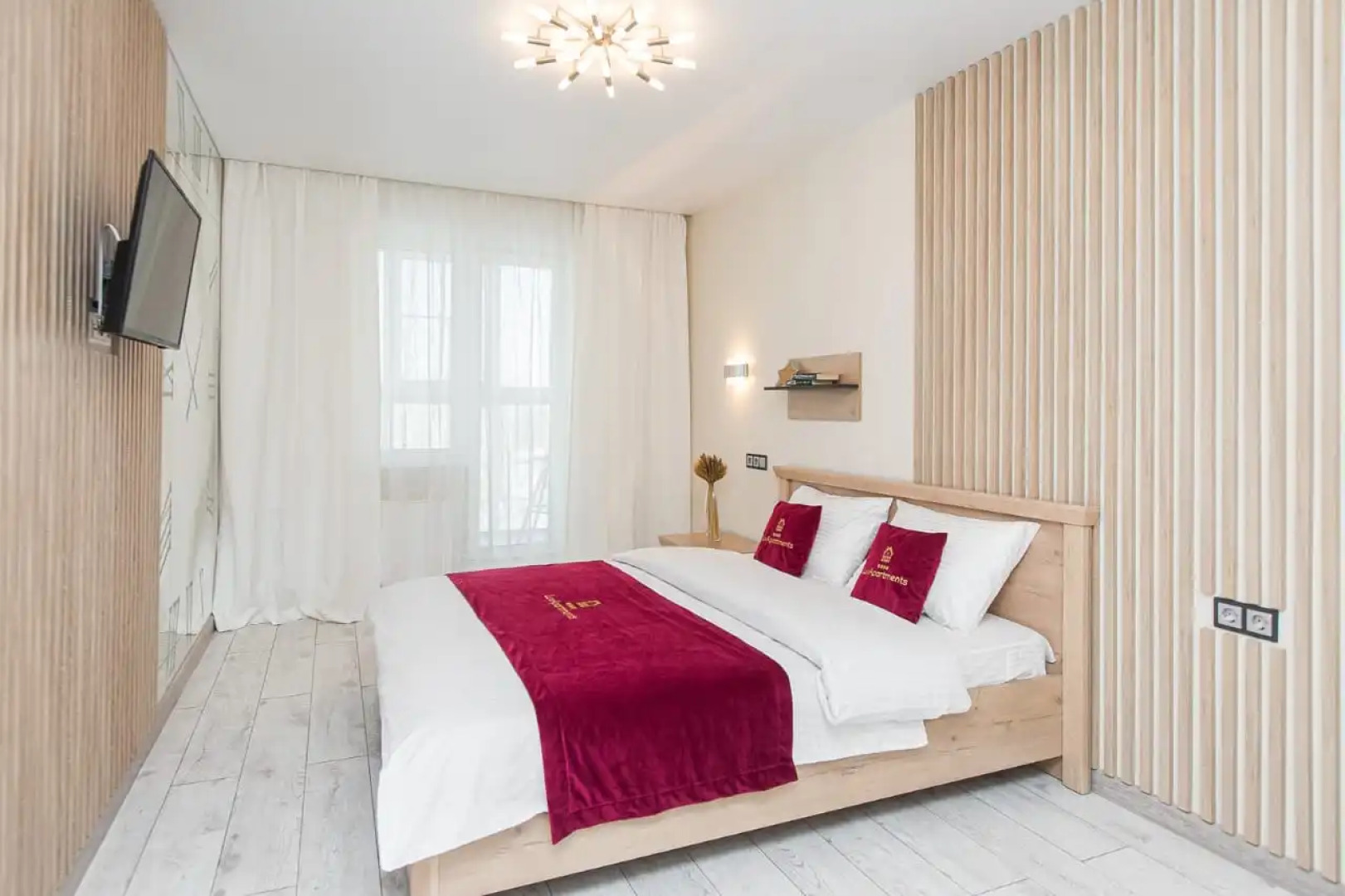 Апартаменты на Университетской Набережной