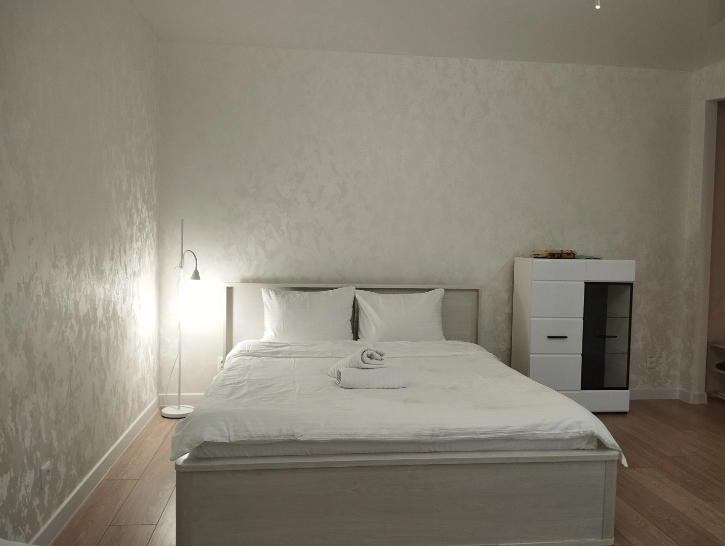 Квартира У главной площади Победы