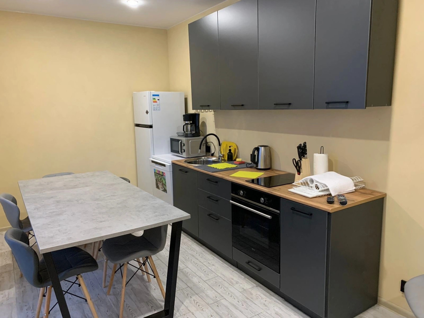 Частный Дом Титан Грей коттедж с 5ю спальнями и сауной