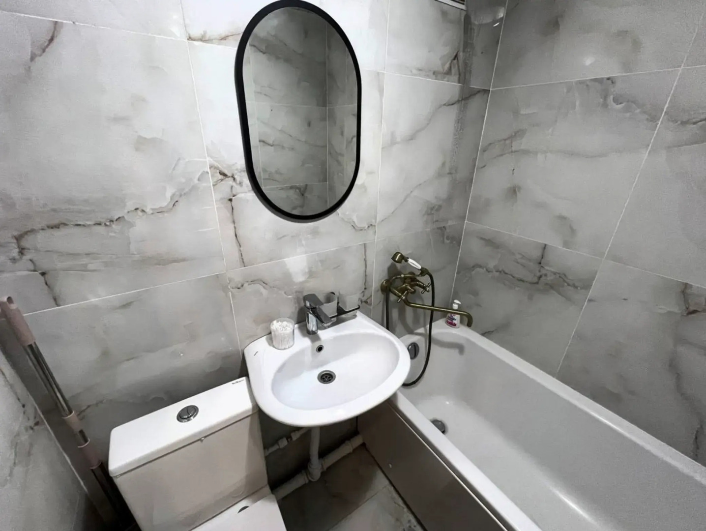 Квартира Около Ж/д Вокзала Белгород Славы 7Б