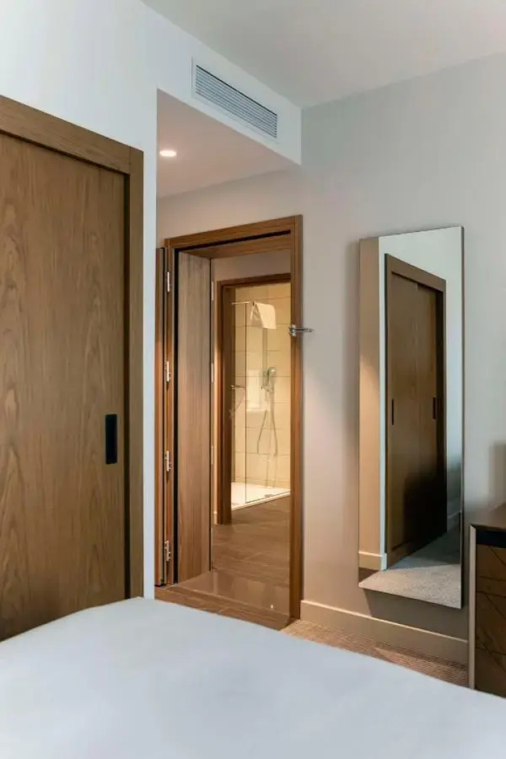Отель Hilton Garden Inn Tbilisi Chavchavadze