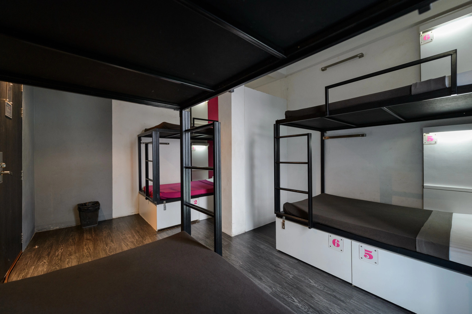 Хостел CheQinn