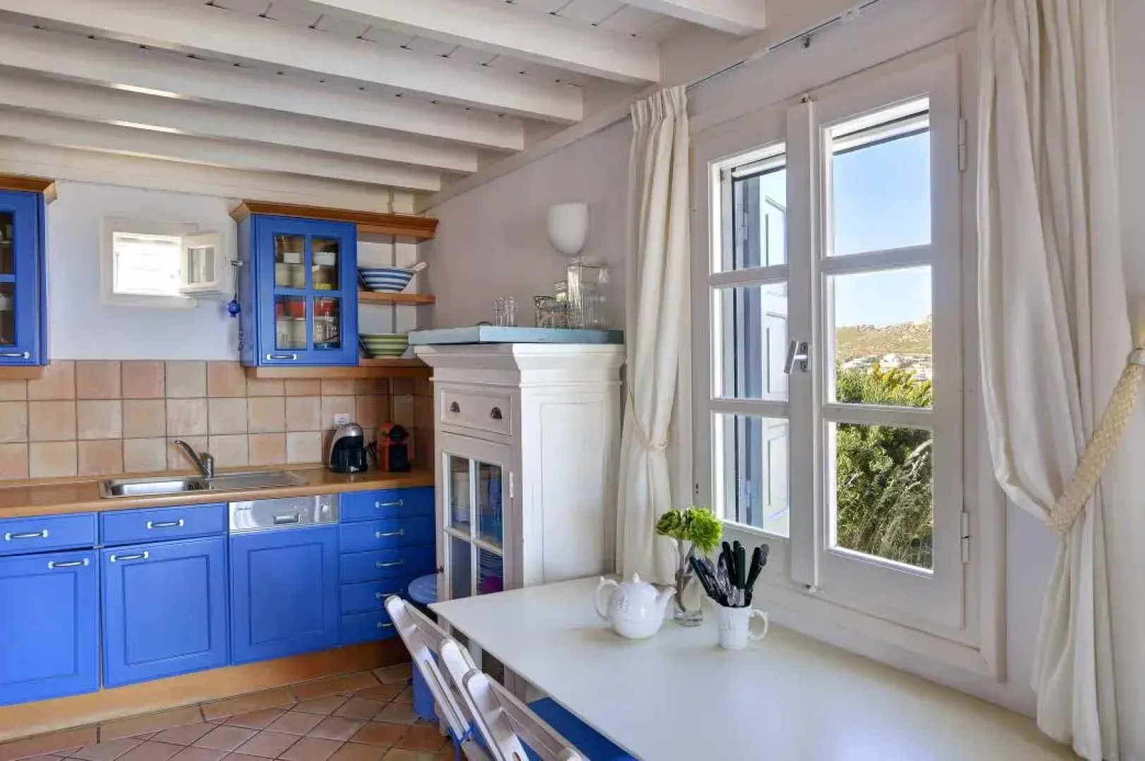 Вилла Sea and Sun and Suites