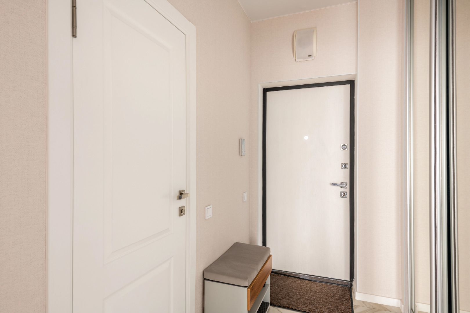 Квартира Евродвушка в природных тонах