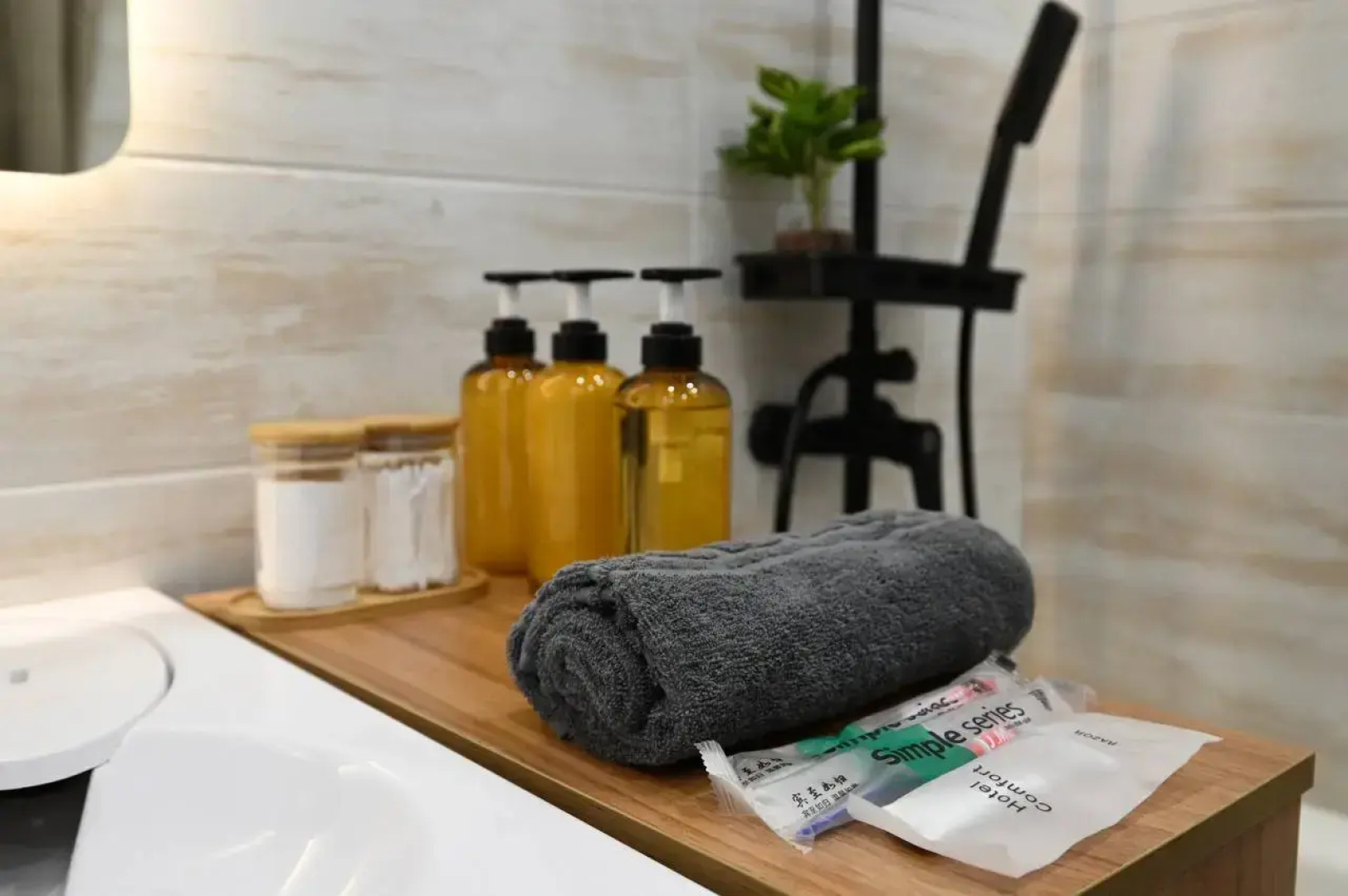 Квартира с дизайнерским ремонтом Rent House в центре