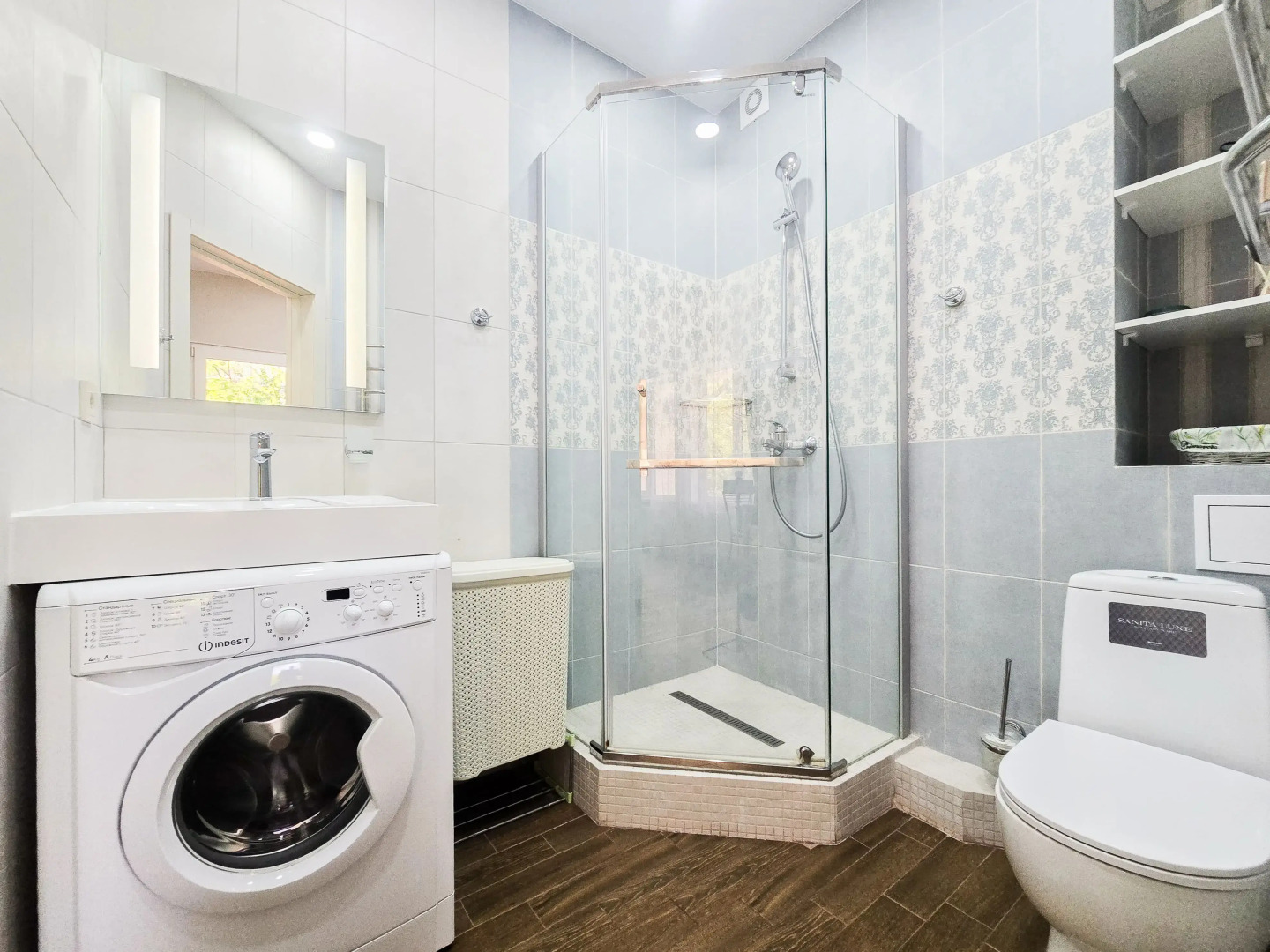 Квартира Студия на тихой улице с видом на лес