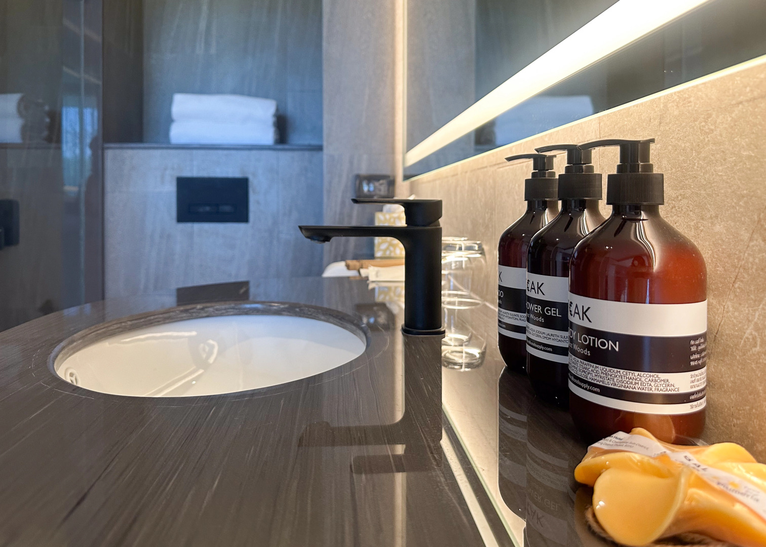 Отель La Green Hotel & Residence Пхукет