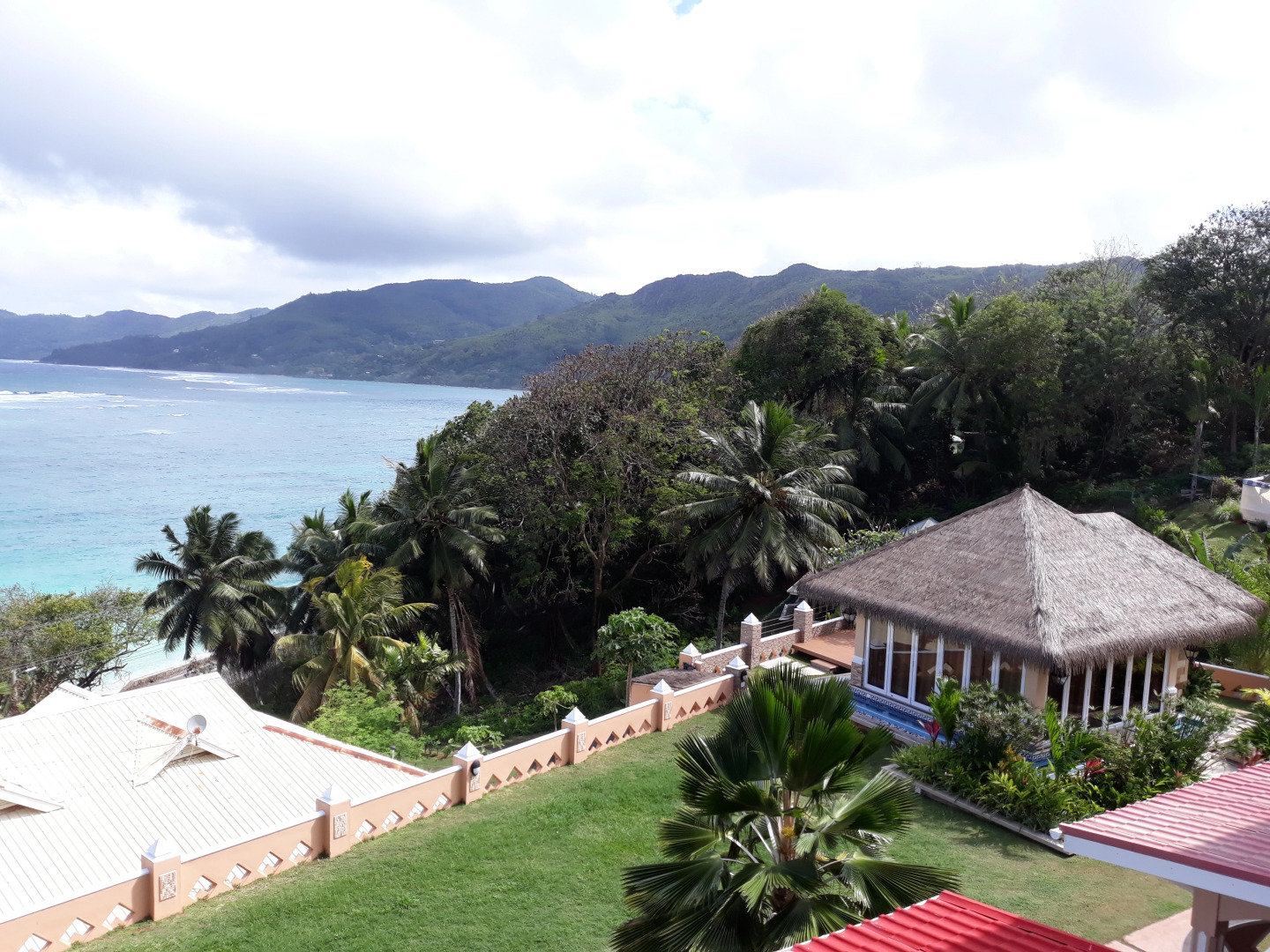 Апартаменты Au Fond De Mer View