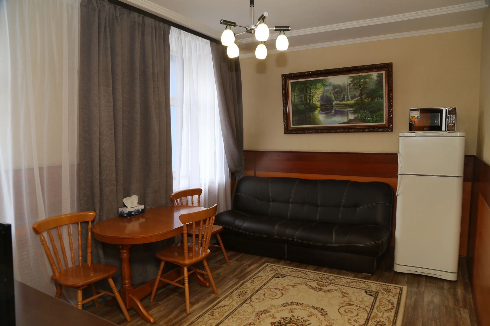 Отель Монерон