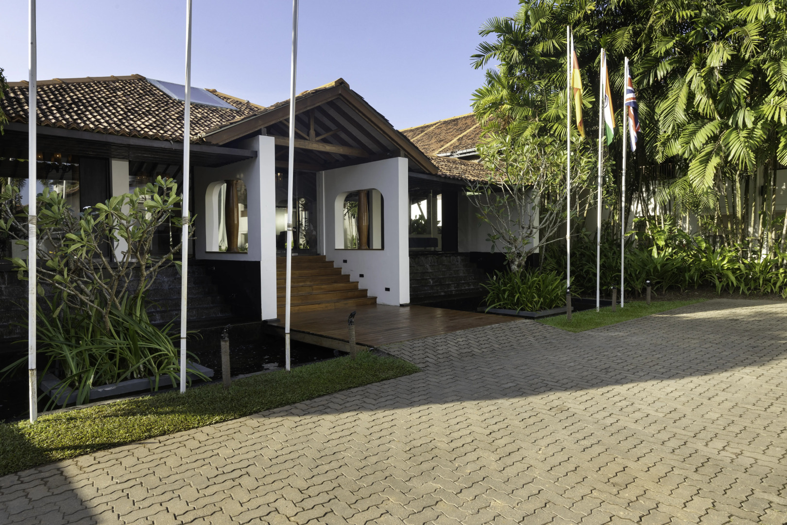 Отель EKHO Surf Bentota