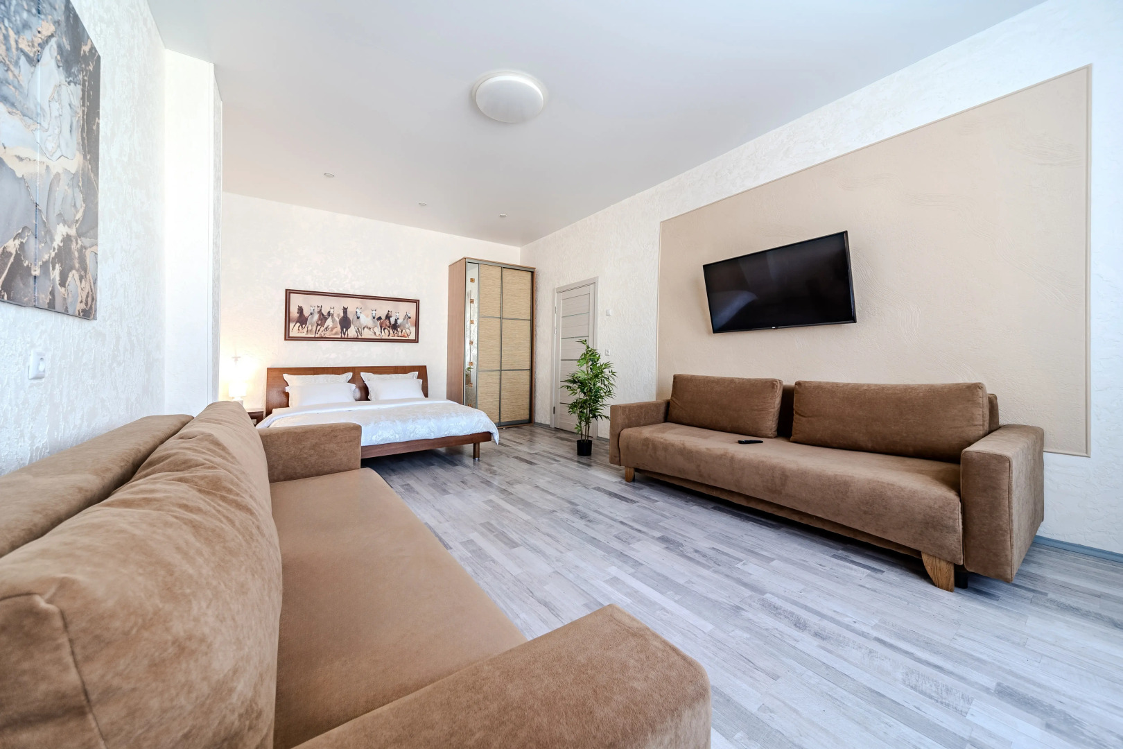 Апартаменты Ladgorna на Ленина 16