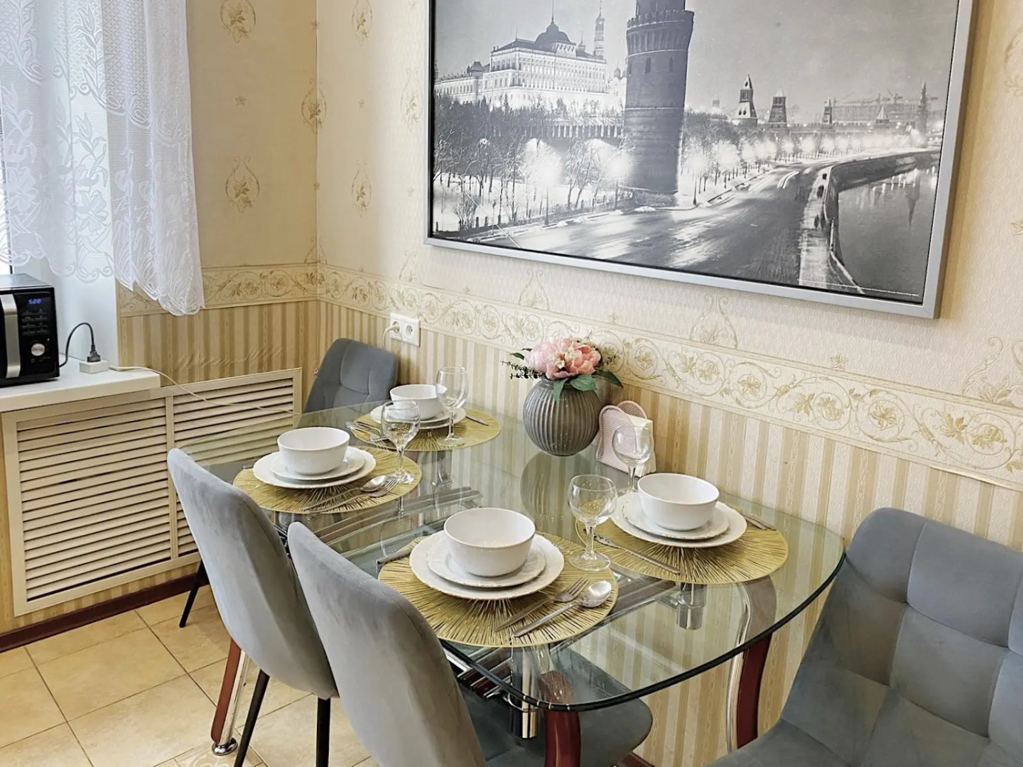 Апартаменты с видом на Мэрию и Тверскую площадь