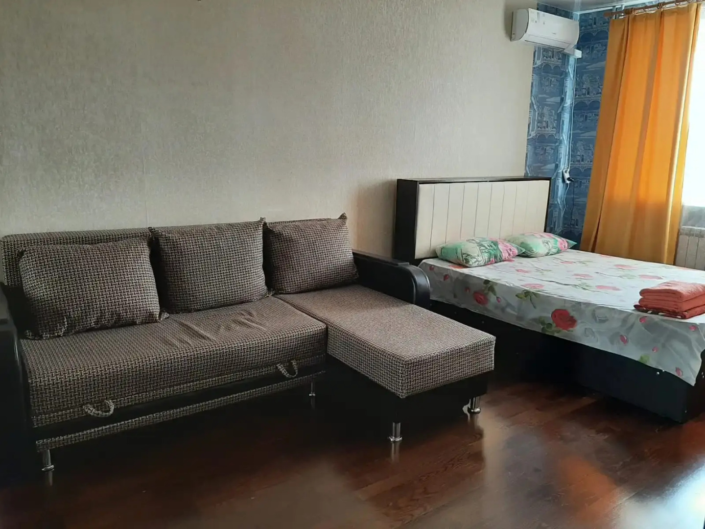 Апартаменты Уютная квартира с видом на Родину Мать