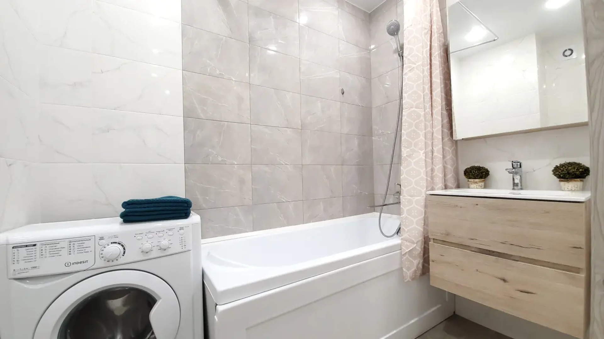 Апартаменты Panda Home в центре в ЖК Сердце Сибири