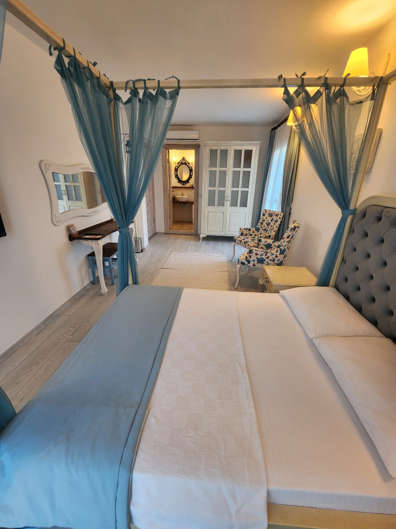 Tarcin Alacati Otel - Adults Only