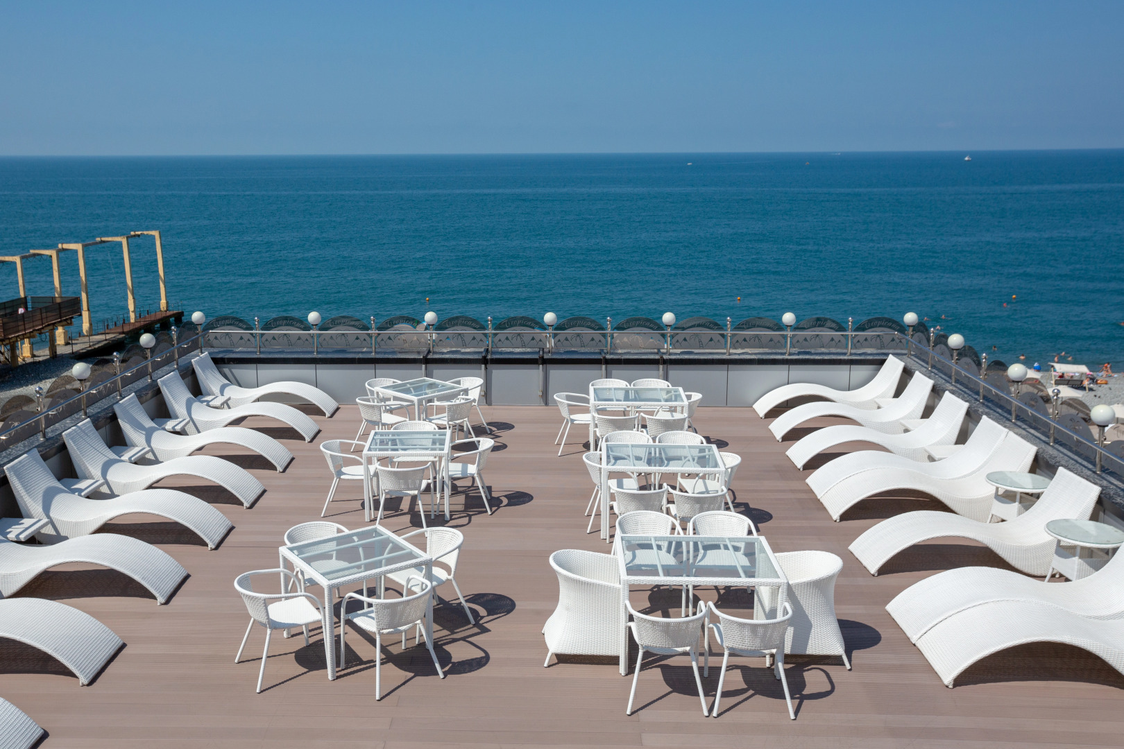 Отель Tropicana