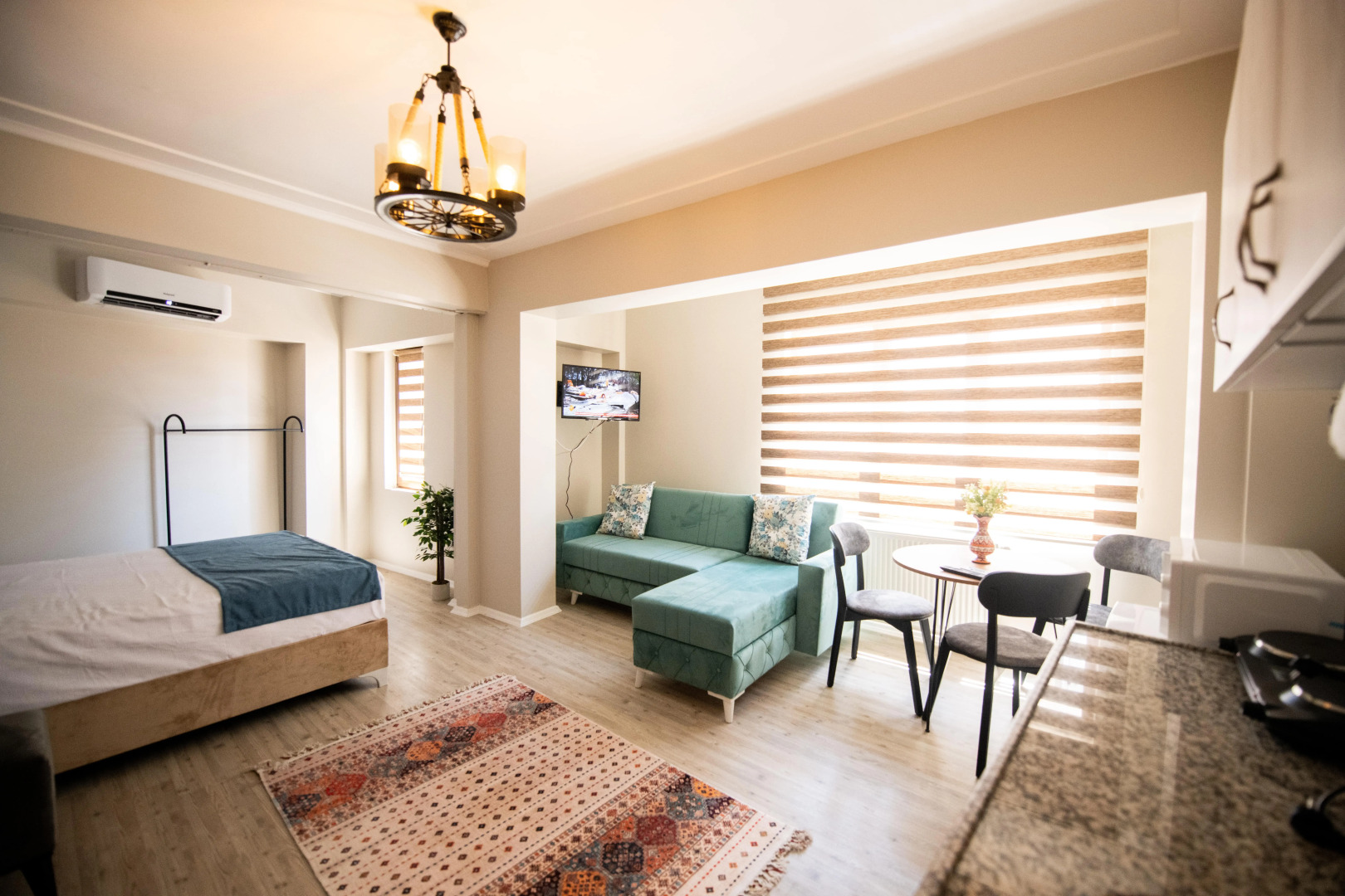 Отель Galapera Hotel