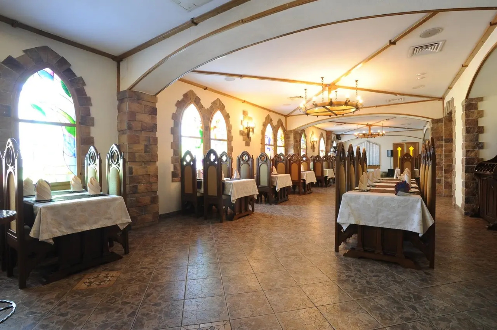 Отель Камелот