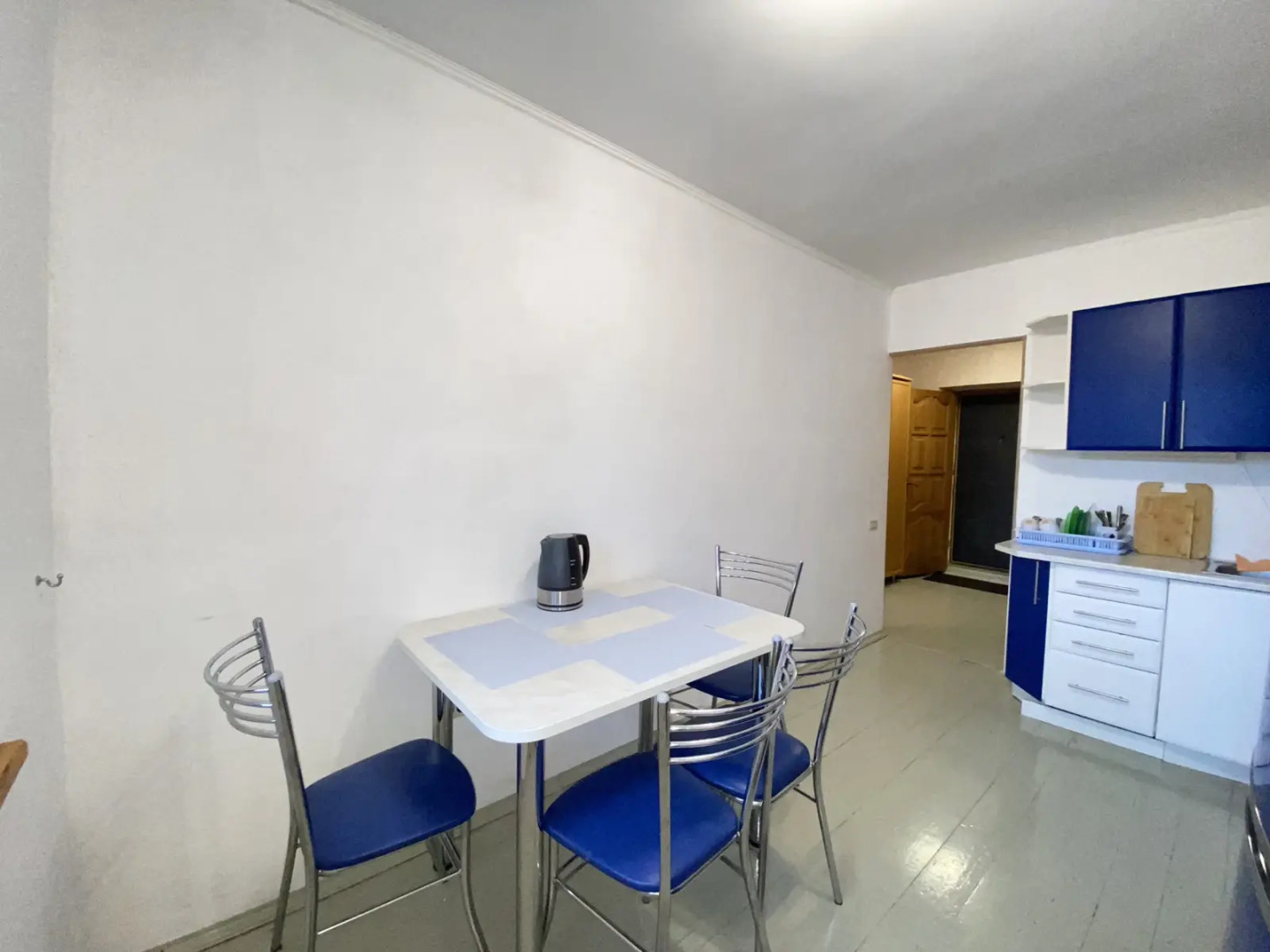 Апартаменты Однокомнатная Квартира на Площади Горького