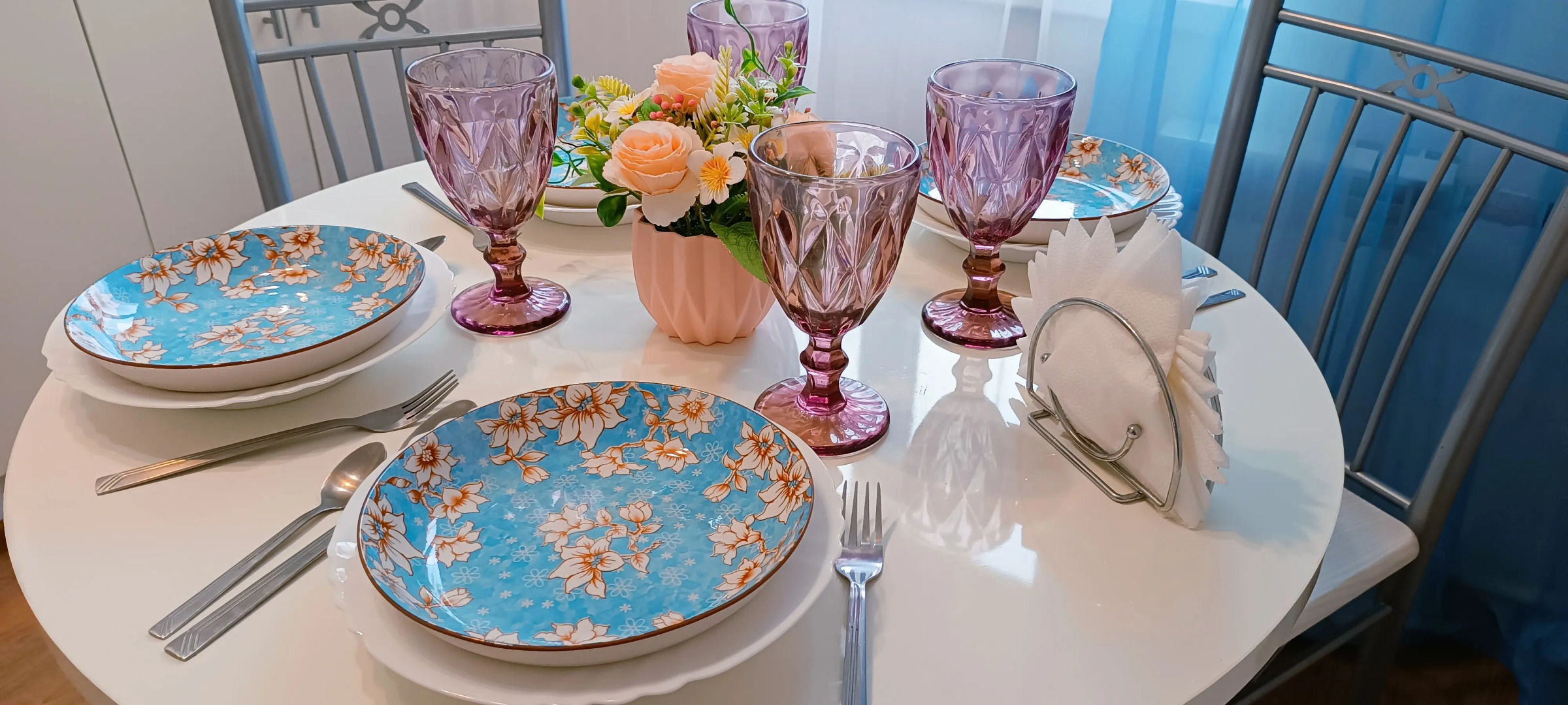 Апартаменты Центр города рядом северный вокзал и верхнее озеро