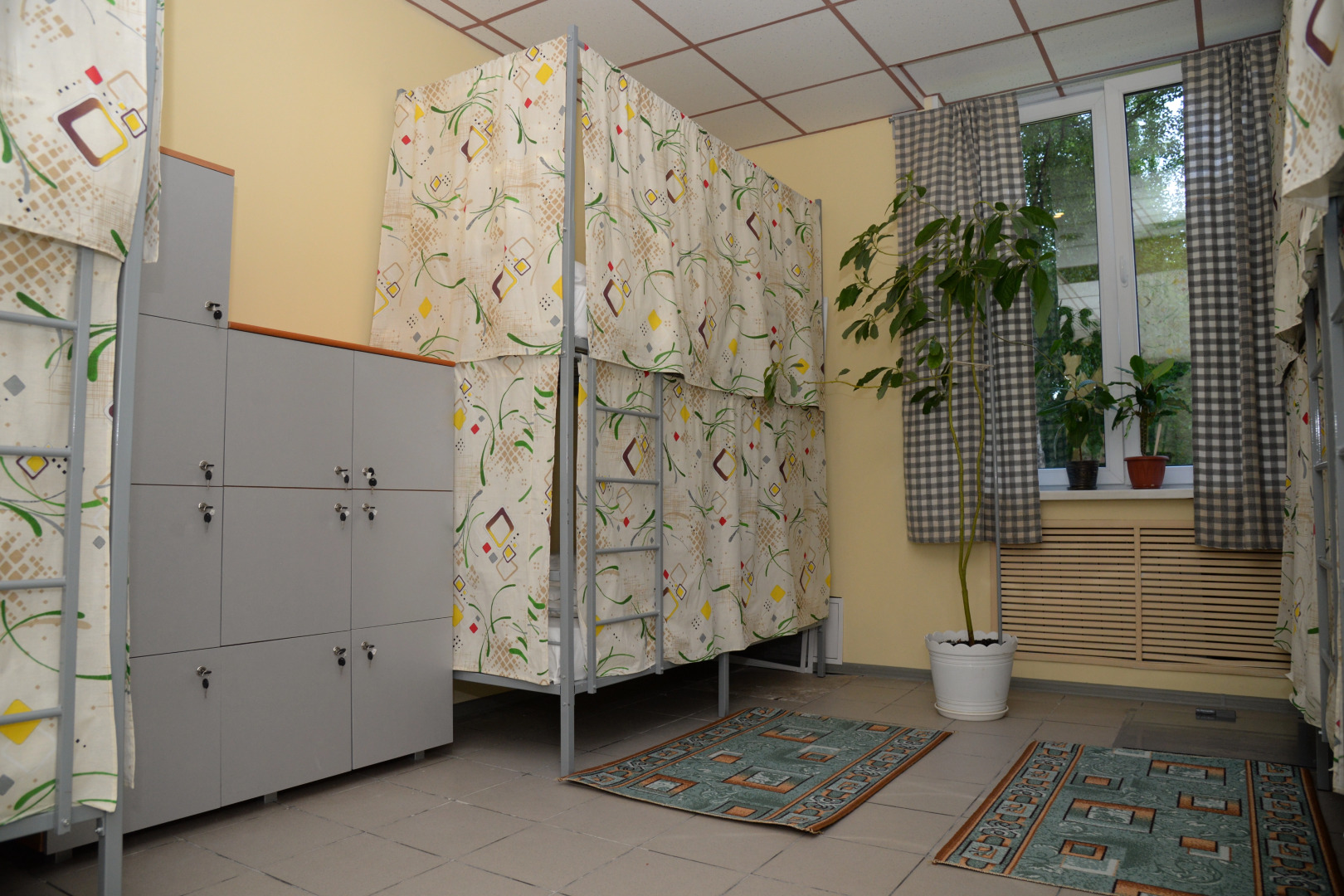 Хостел История