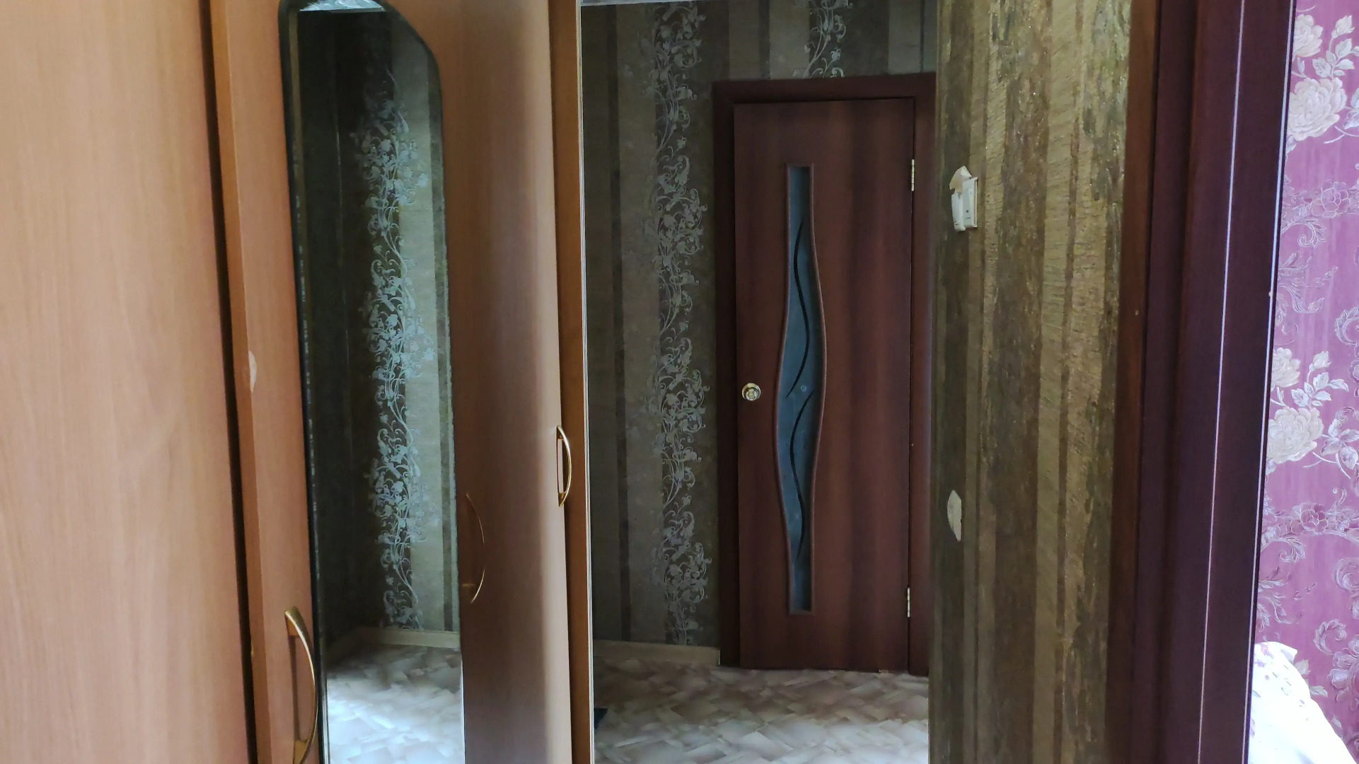 Квартира 2-х комнатная для командировочных в Первоуральске