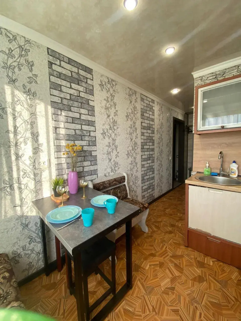 Апартаменты с 2 комнатами в Октябрьском районе (КВАРТИРА51)