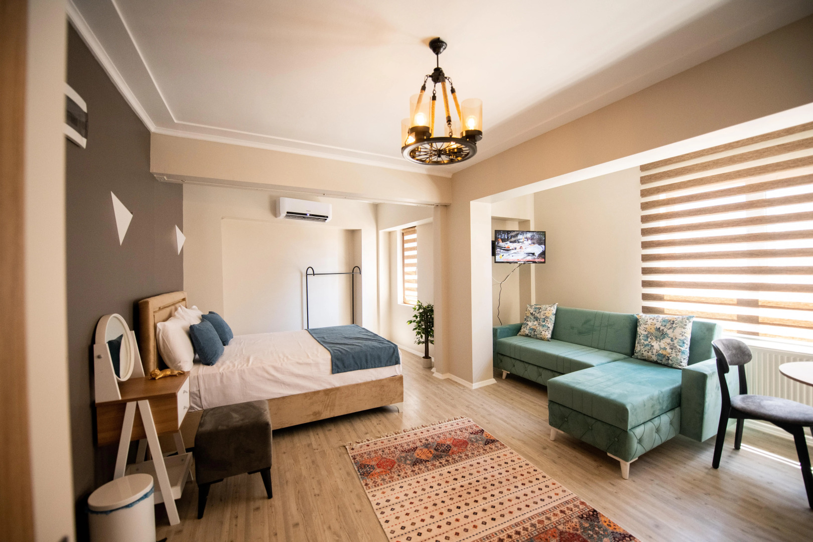 Отель Galapera Hotel