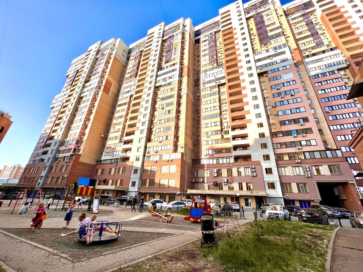 Уютные Апартаменты в ЖК Современник Нa 9 этаже (рядом с МТЛ-Арена)