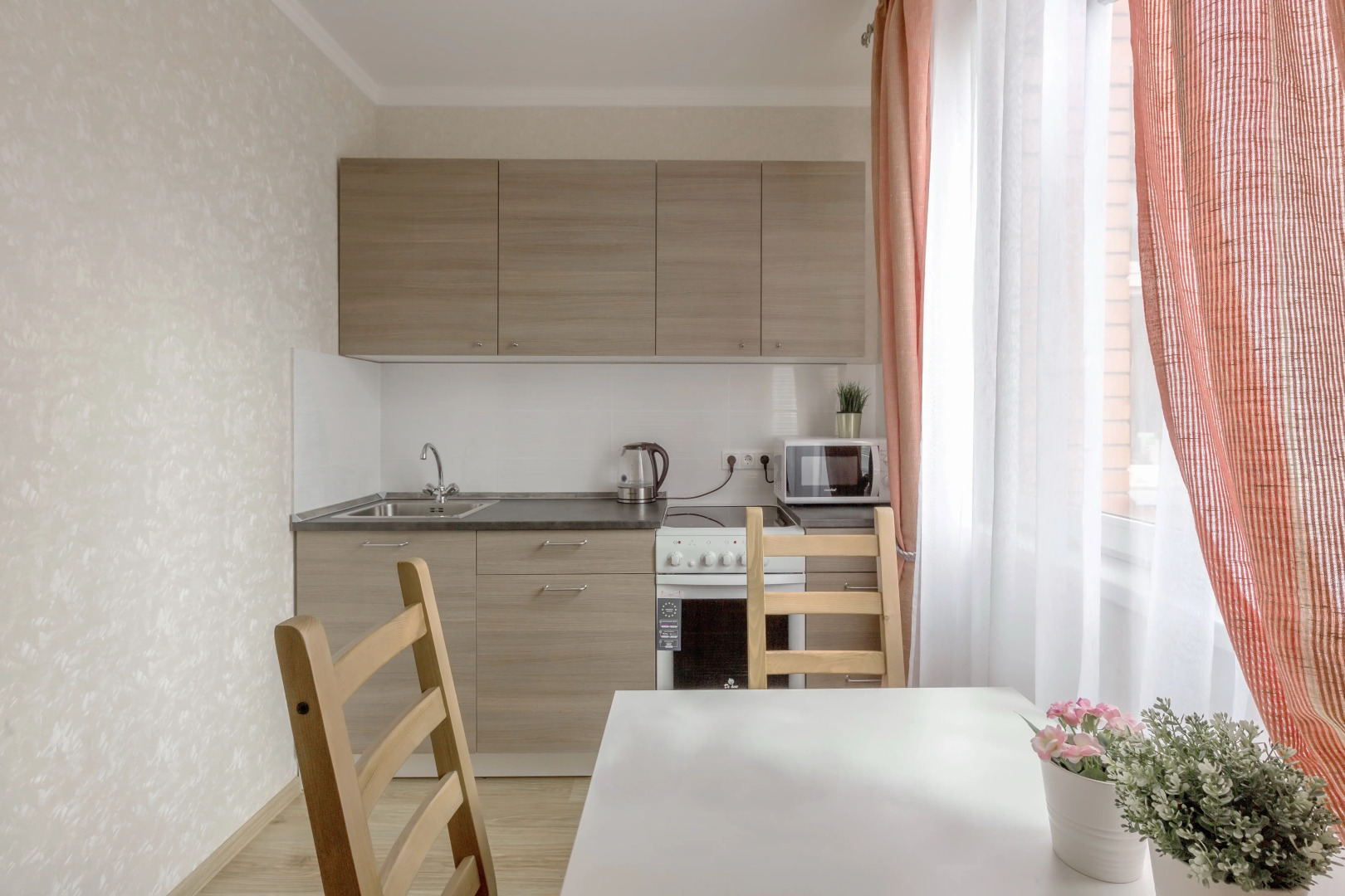 Апартаменты Гости Любят у метро Римская