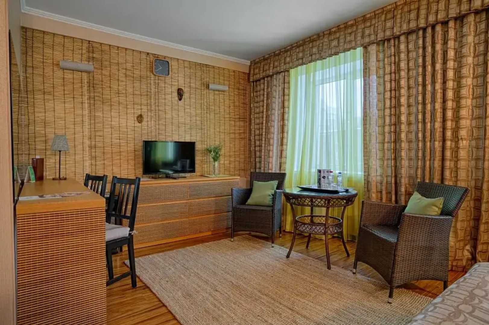 Отель Аврора