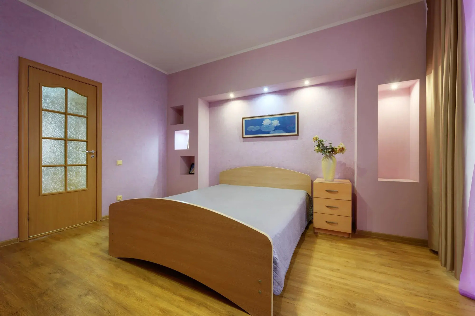 Трёхкомнатные апартаменты на Маршала Чуйкова