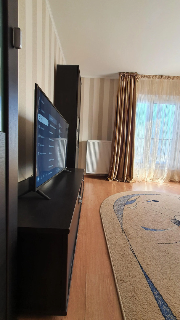 Квартира двухкомнатная 76м2 на Куйбышева 40