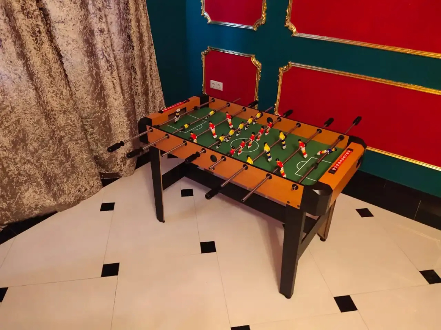 Raj Guest House