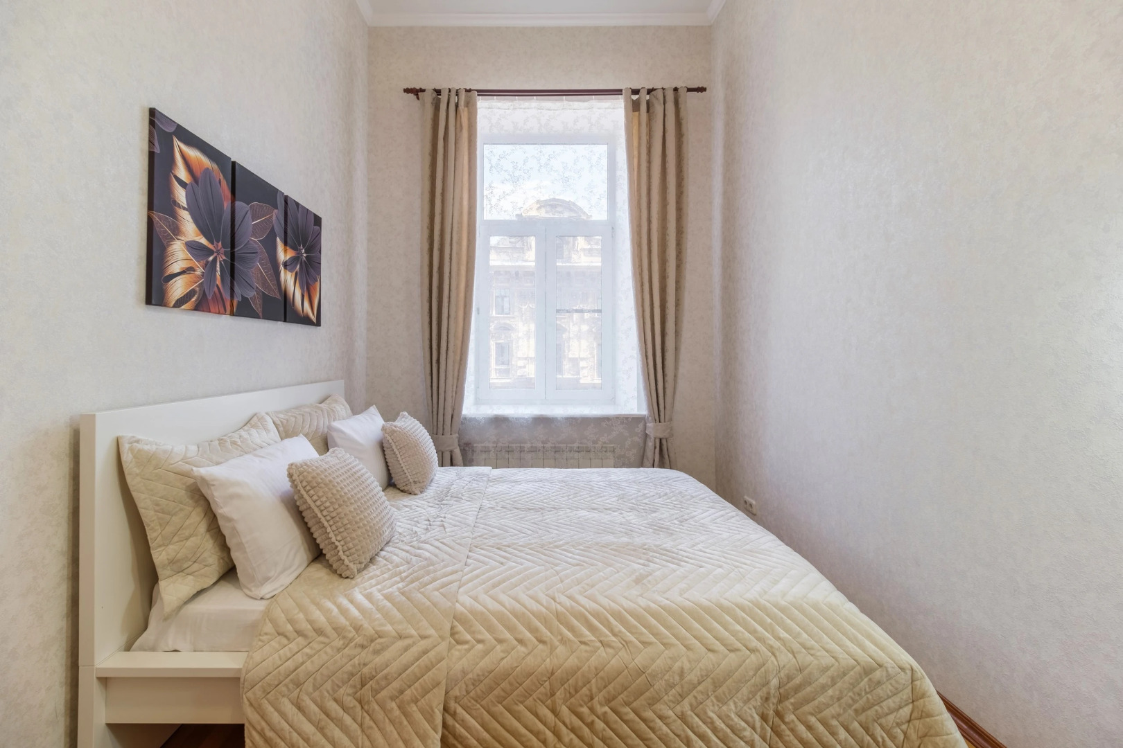 Апартаменты Современные у Казанского собора