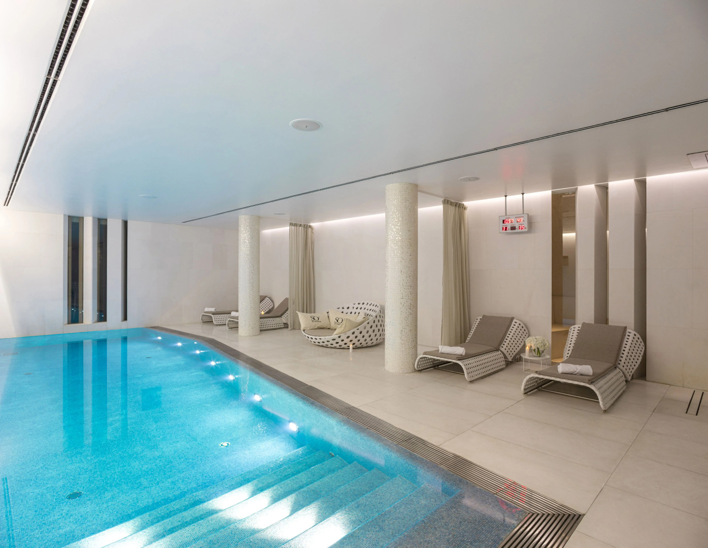 Отель SO/ Saint Petersburg