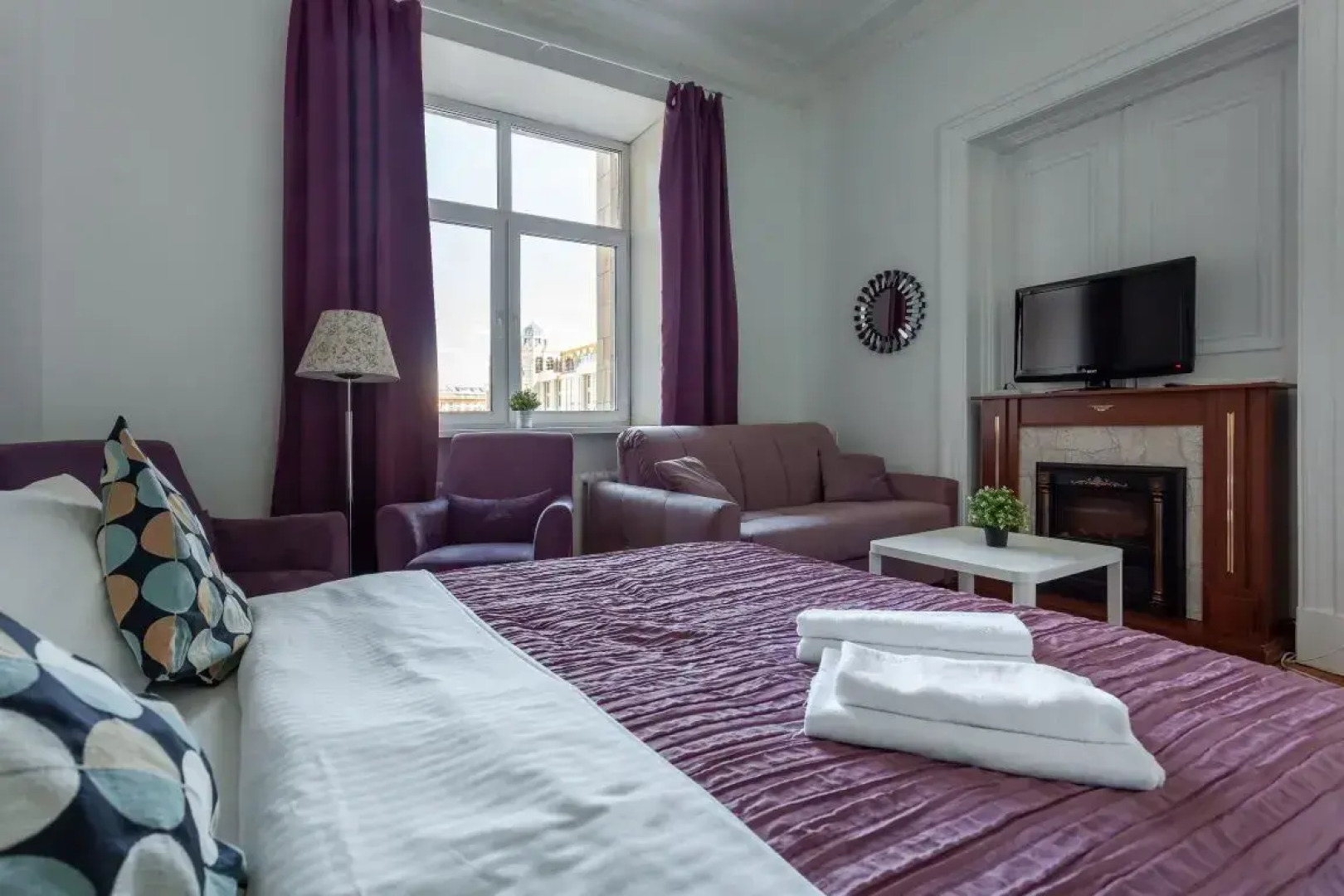 Апартаменты Стандарт с Двумя Спальнями и Камином