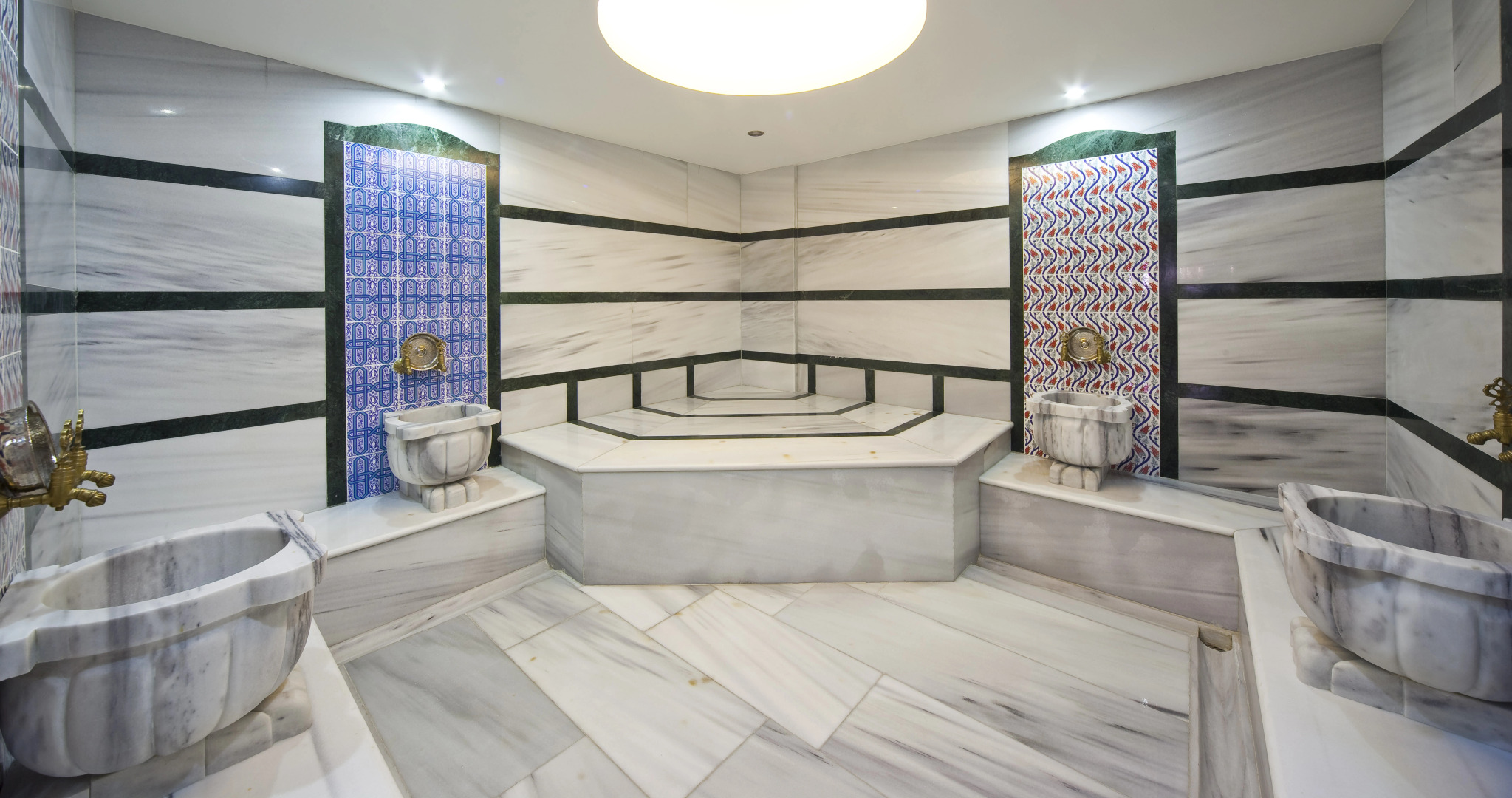 Отель GLK Premier The Home Suites & Spa