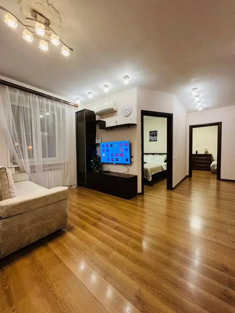 Квартира Уютная 3-х комнатная у метро Академическая