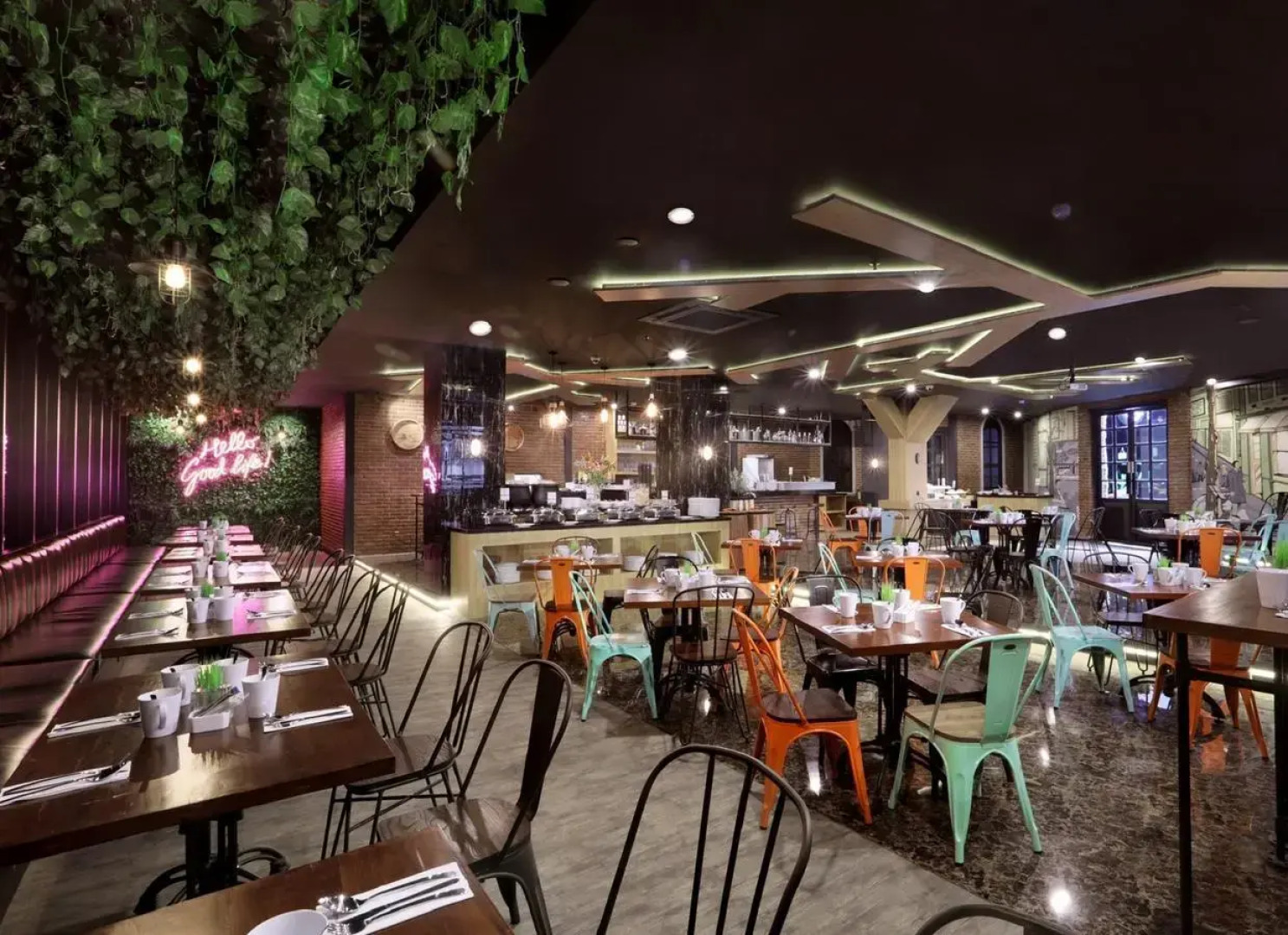 Отель Favehotel Madiun