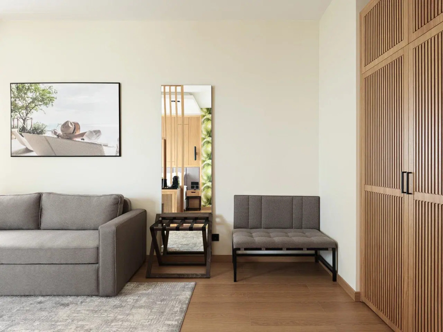 Отель Райморис