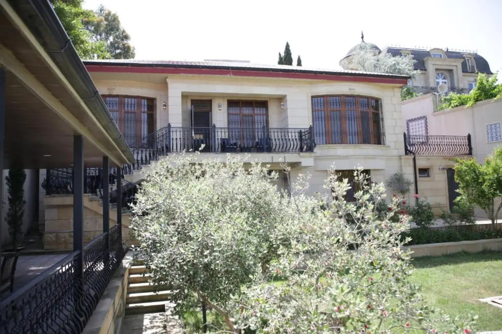 Вилла Seaside Villa in Buzovna