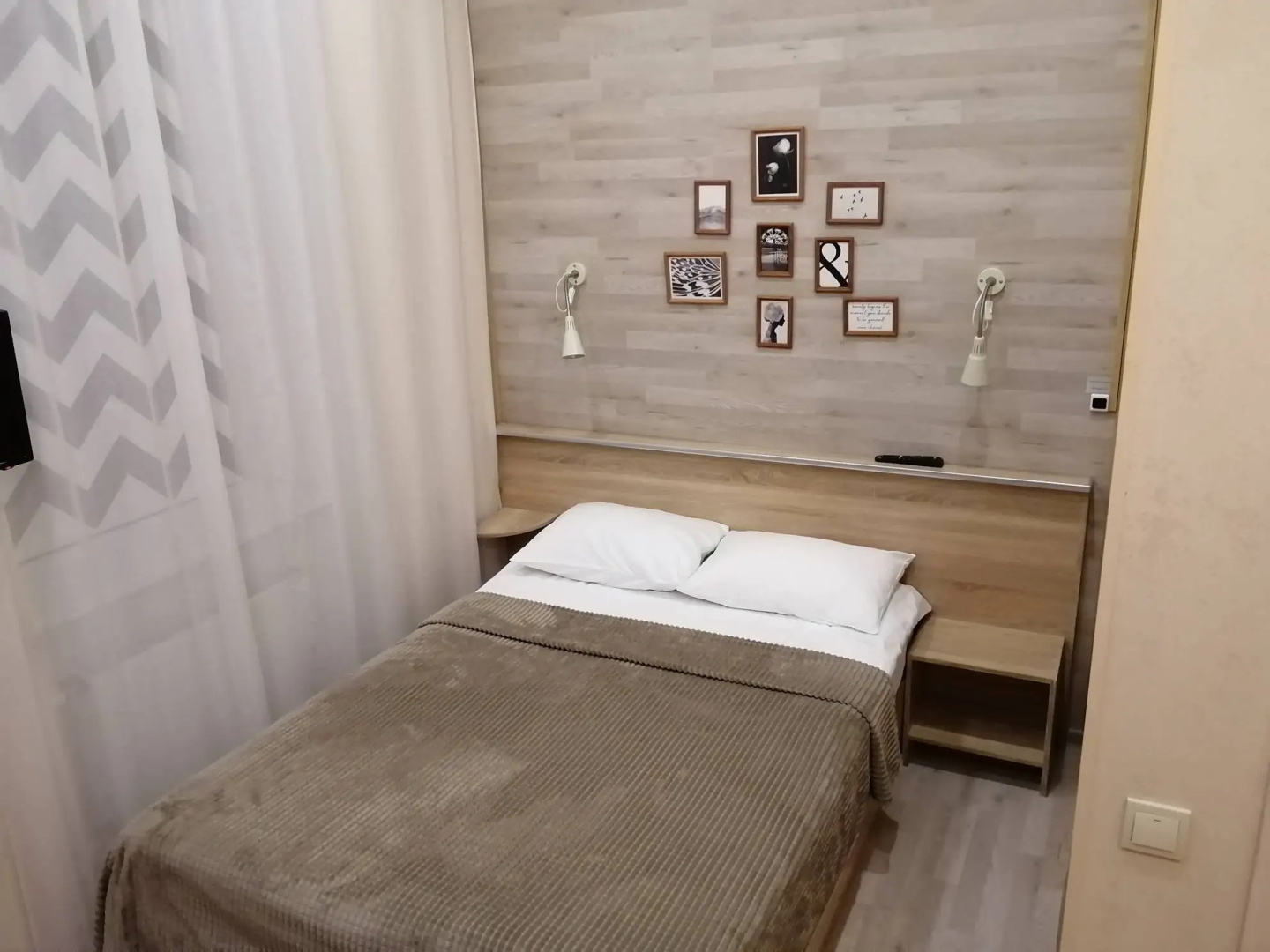 Hotel 812