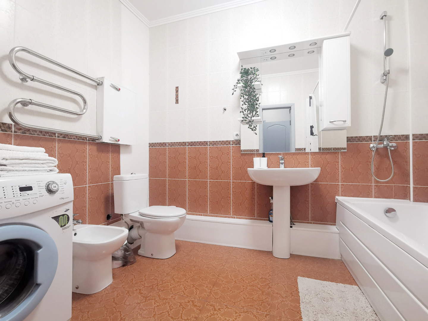 Апартаменты Уютная и светлая в самом центре города